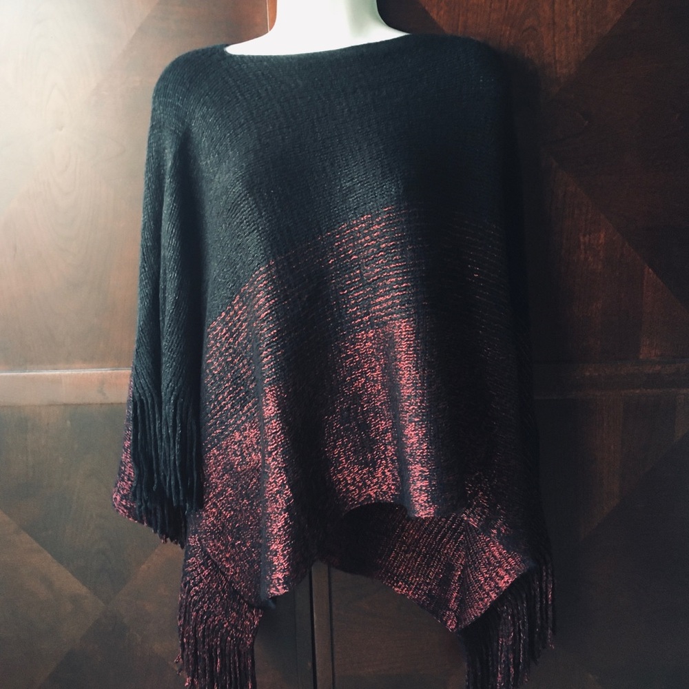 Poncho - Picture 2 of 3